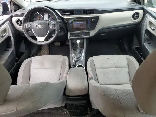 5YFBURHE5HP587461 2017 TOYOTA COROLLA - Image 8