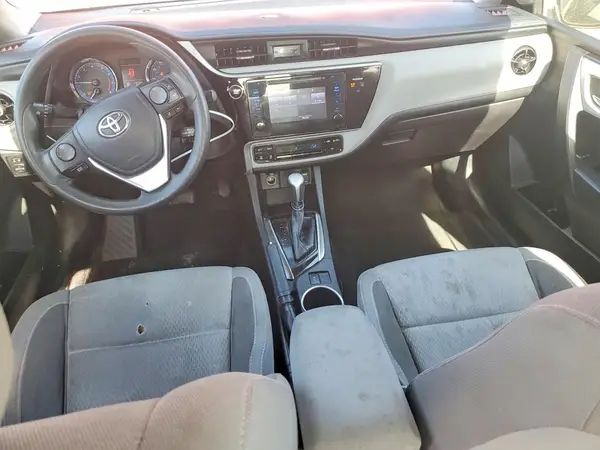 5YFBURHE5HP589632 2017 TOYOTA COROLLA - Image 8