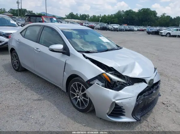 5YFBURHE5HP590330 2017 TOYOTA COROLLA - Image 1