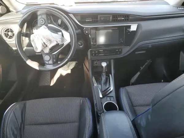 5YFBURHE5HP591218 2017 TOYOTA COROLLA - Image 8