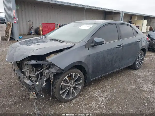 5YFBURHE5HP591252 2017 TOYOTA COROLLA - Image 2
