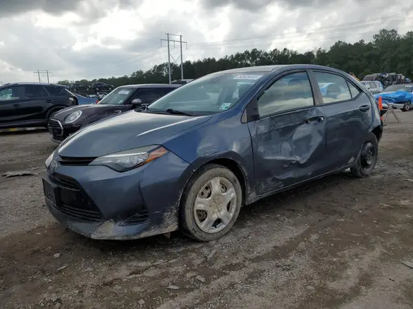 5YFBURHE5HP592899 2017 TOYOTA COROLLA - Image 1