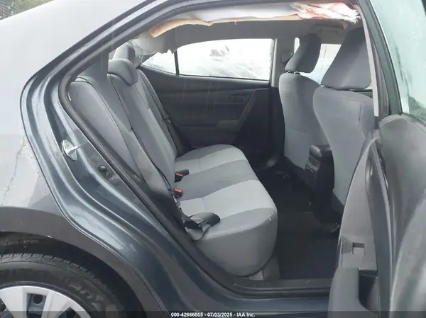 5YFBURHE5HP593860 2017 TOYOTA COROLLA - Image 8