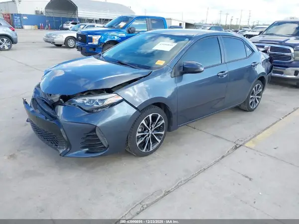 5YFBURHE5HP595740 2017 TOYOTA COROLLA - Image 2