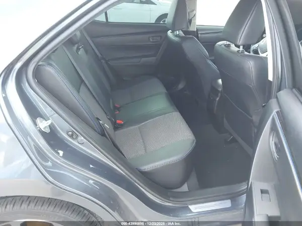 5YFBURHE5HP595740 2017 TOYOTA COROLLA - Image 8