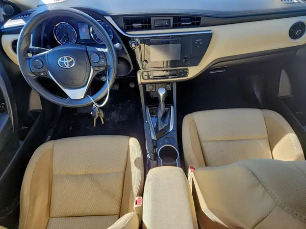 5YFBURHE5HP595883 2017 TOYOTA COROLLA - Image 8