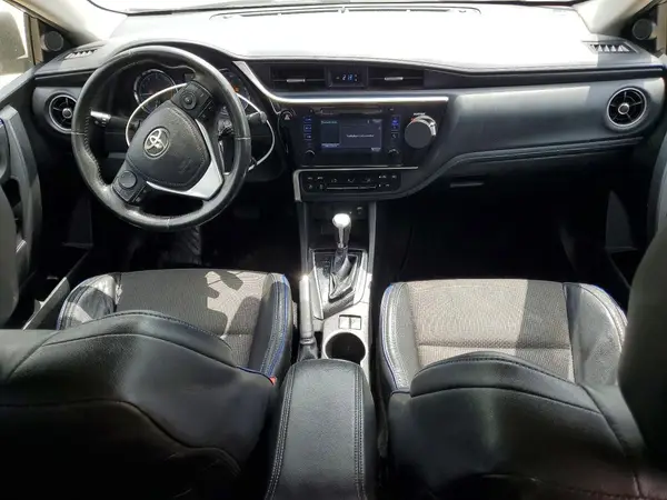 5YFBURHE5HP600645 2017 TOYOTA COROLLA - Image 8