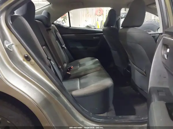 5YFBURHE5HP601763 2017 TOYOTA COROLLA - Image 7