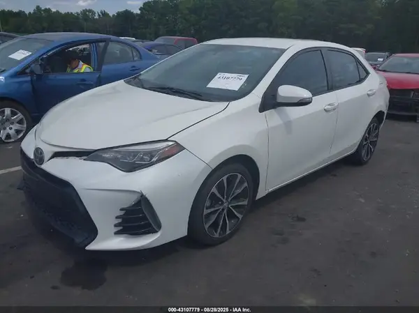 5YFBURHE5HP604503 2017 TOYOTA COROLLA - Image 2