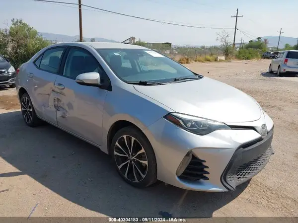 5YFBURHE5HP604517 2017 TOYOTA COROLLA - Image 1