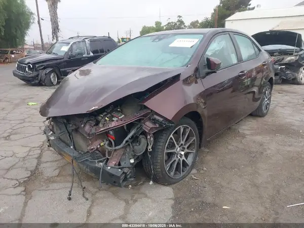 5YFBURHE5HP606039 2017 TOYOTA COROLLA - Image 2