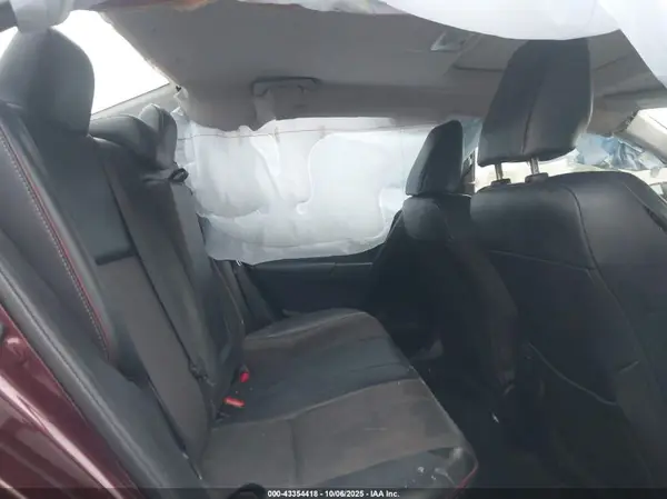 5YFBURHE5HP606039 2017 TOYOTA COROLLA - Image 8