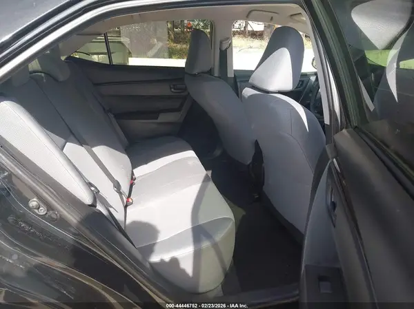 5YFBURHE5HP609409 2017 TOYOTA COROLLA - Image 8