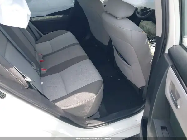 5YFBURHE5HP611421 2017 TOYOTA COROLLA - Image 8