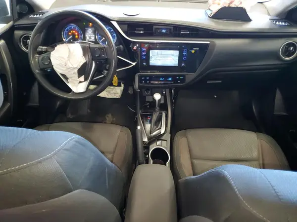 5YFBURHE5HP611645 2017 TOYOTA COROLLA - Image 8