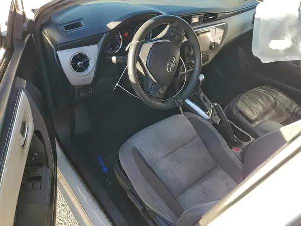 5YFBURHE5HP612407 2017 TOYOTA COROLLA - Image 8