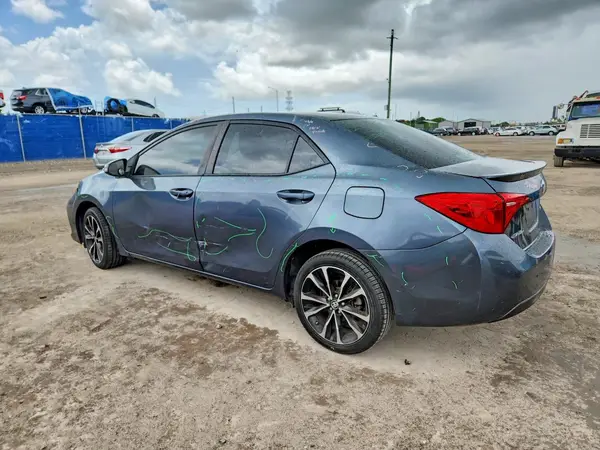 5YFBURHE5HP613007 2017 TOYOTA COROLLA - Image 2