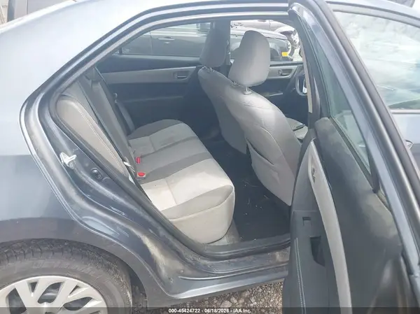 5YFBURHE5HP614707 2017 TOYOTA COROLLA - Image 8