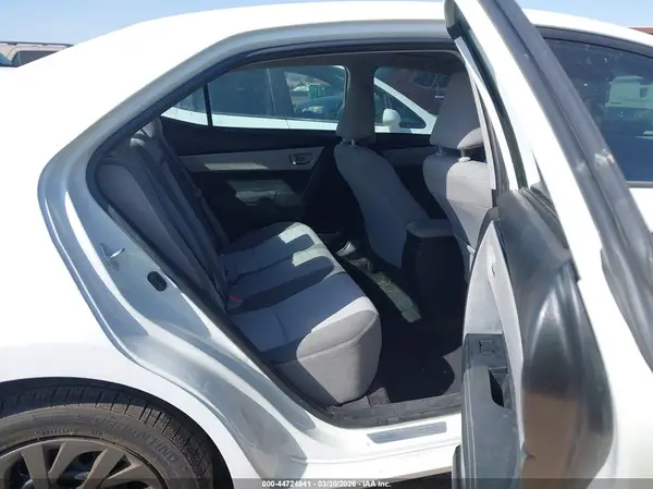 5YFBURHE5HP617039 2017 TOYOTA COROLLA - Image 8