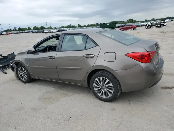 5YFBURHE5HP620040 2017 TOYOTA COROLLA - Image 2