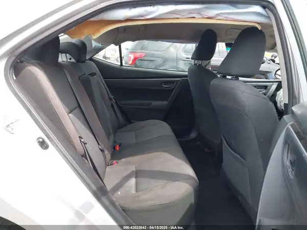5YFBURHE5HP620894 2017 TOYOTA COROLLA - Image 8