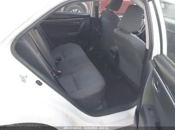 5YFBURHE5HP622063 2017 TOYOTA COROLLA - Image 8