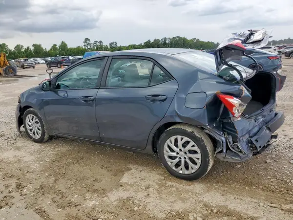 5YFBURHE5HP622094 2017 TOYOTA COROLLA - Image 2