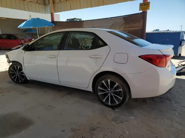 5YFBURHE5HP627330 2017 TOYOTA COROLLA - Image 2