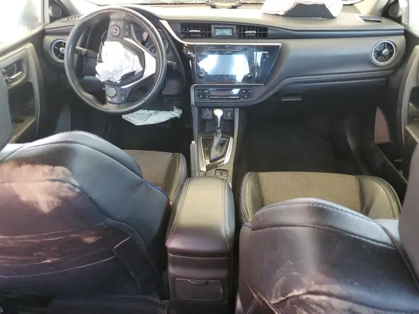 5YFBURHE5HP627330 2017 TOYOTA COROLLA - Image 8