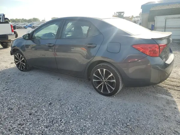 5YFBURHE5HP629286 2017 TOYOTA COROLLA - Image 2