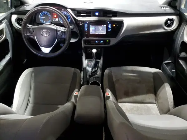 5YFBURHE5HP630647 2017 TOYOTA COROLLA - Image 8