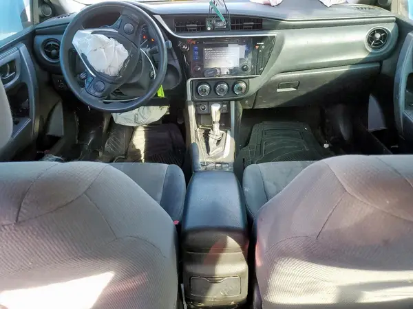 5YFBURHE5HP630874 2017 TOYOTA COROLLA - Image 8