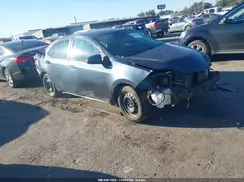 5YFBURHE5HP630938 2017 TOYOTA COROLLA