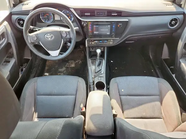 5YFBURHE5HP631782 2017 TOYOTA COROLLA - Image 8