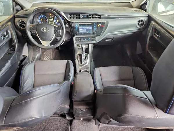 5YFBURHE5HP632124 2017 TOYOTA COROLLA - Image 8