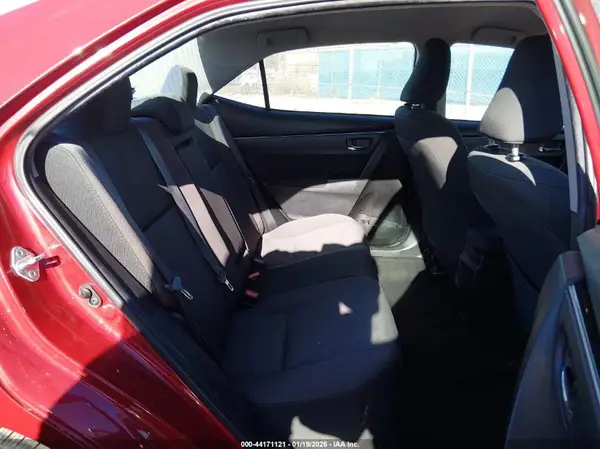 5YFBURHE5HP632947 2017 TOYOTA COROLLA - Image 8