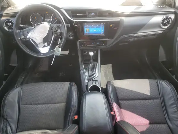 5YFBURHE5HP635489 2017 TOYOTA COROLLA - Image 8