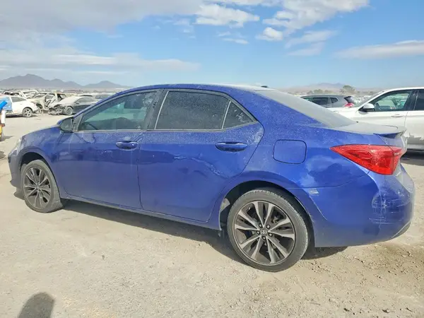 5YFBURHE5HP635508 2017 TOYOTA COROLLA - Image 2