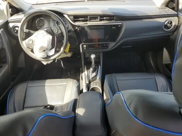 5YFBURHE5HP639624 2017 TOYOTA COROLLA - Image 8