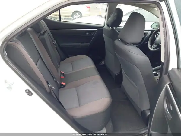 5YFBURHE5HP640255 2017 TOYOTA COROLLA - Image 8