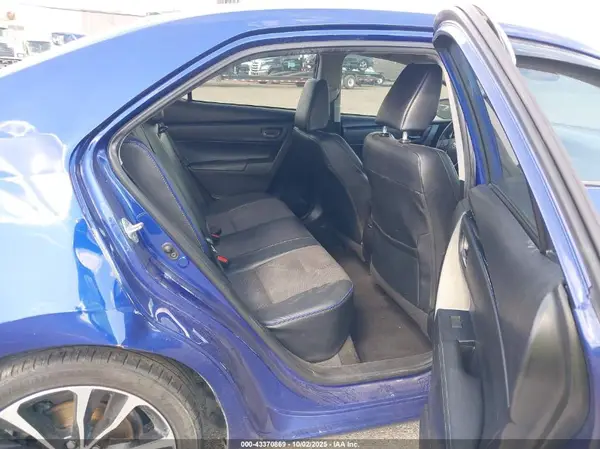 5YFBURHE5HP641146 2017 TOYOTA COROLLA - Image 8