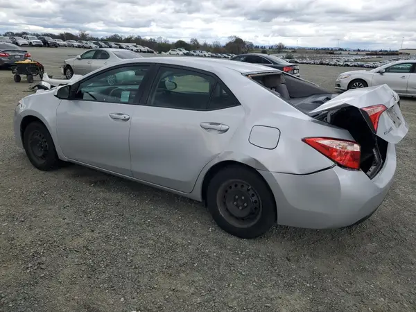 5YFBURHE5HP642538 2017 TOYOTA COROLLA - Image 2