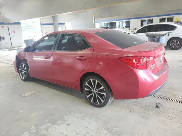 5YFBURHE5HP647061 2017 TOYOTA COROLLA - Image 2