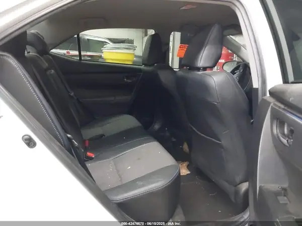 5YFBURHE5HP649800 2017 TOYOTA COROLLA - Image 8