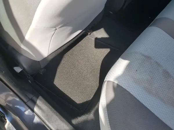 5YFBURHE5HP651076 2017 TOYOTA COROLLA - Image 8