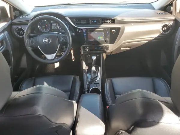 5YFBURHE5HP652485 2017 TOYOTA COROLLA - Image 8