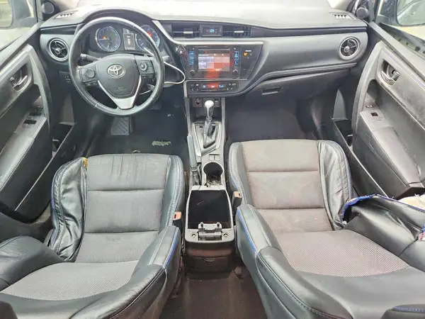 5YFBURHE5HP653443 2017 TOYOTA COROLLA - Image 8