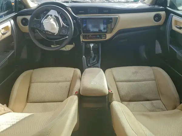 5YFBURHE5HP654284 2017 TOYOTA COROLLA - Image 8