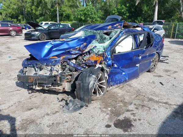 5YFBURHE5HP656634 2017 TOYOTA COROLLA - Image 2
