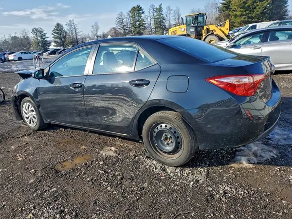 5YFBURHE5HP656648 2017 TOYOTA COROLLA - Image 2